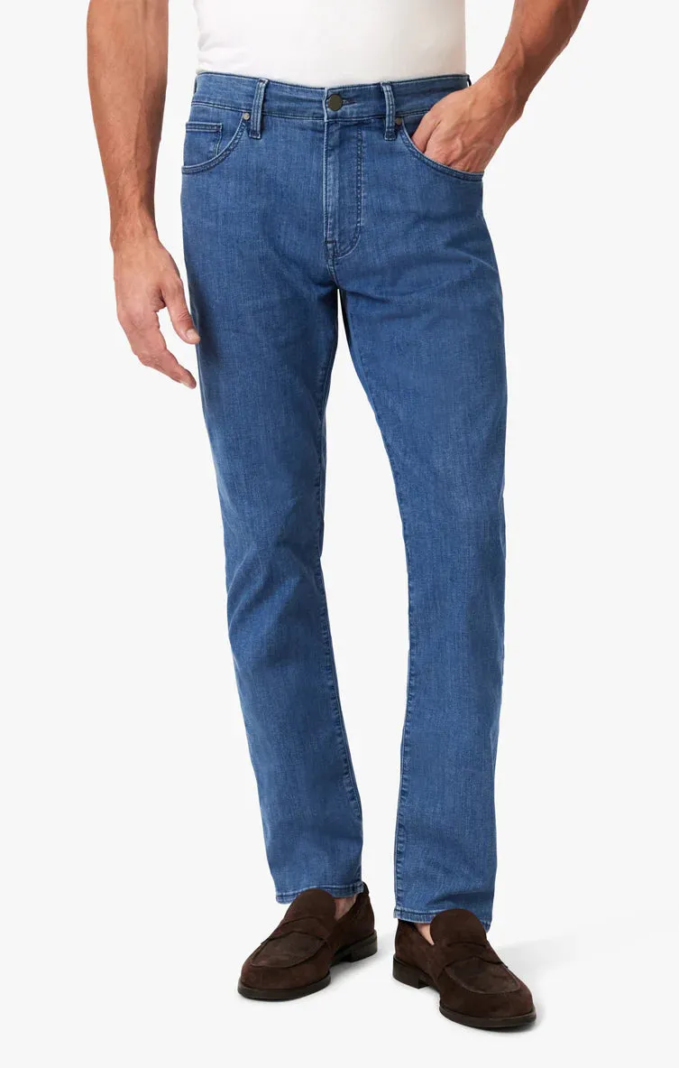 34 Heritage Courage Straight Leg Jean in Light Shade Kona