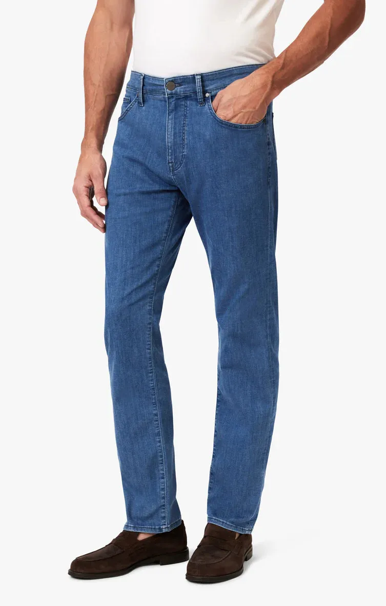 34 Heritage Courage Straight Leg Jean in Light Shade Kona