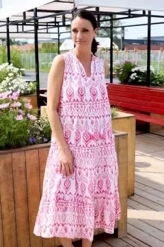 Carré Noir Pink Print Maxi Dress