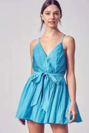 DO BE Pleated Cross Back Romper