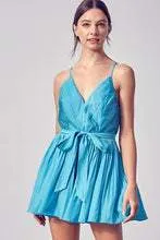DO BE Pleated Cross Back Romper