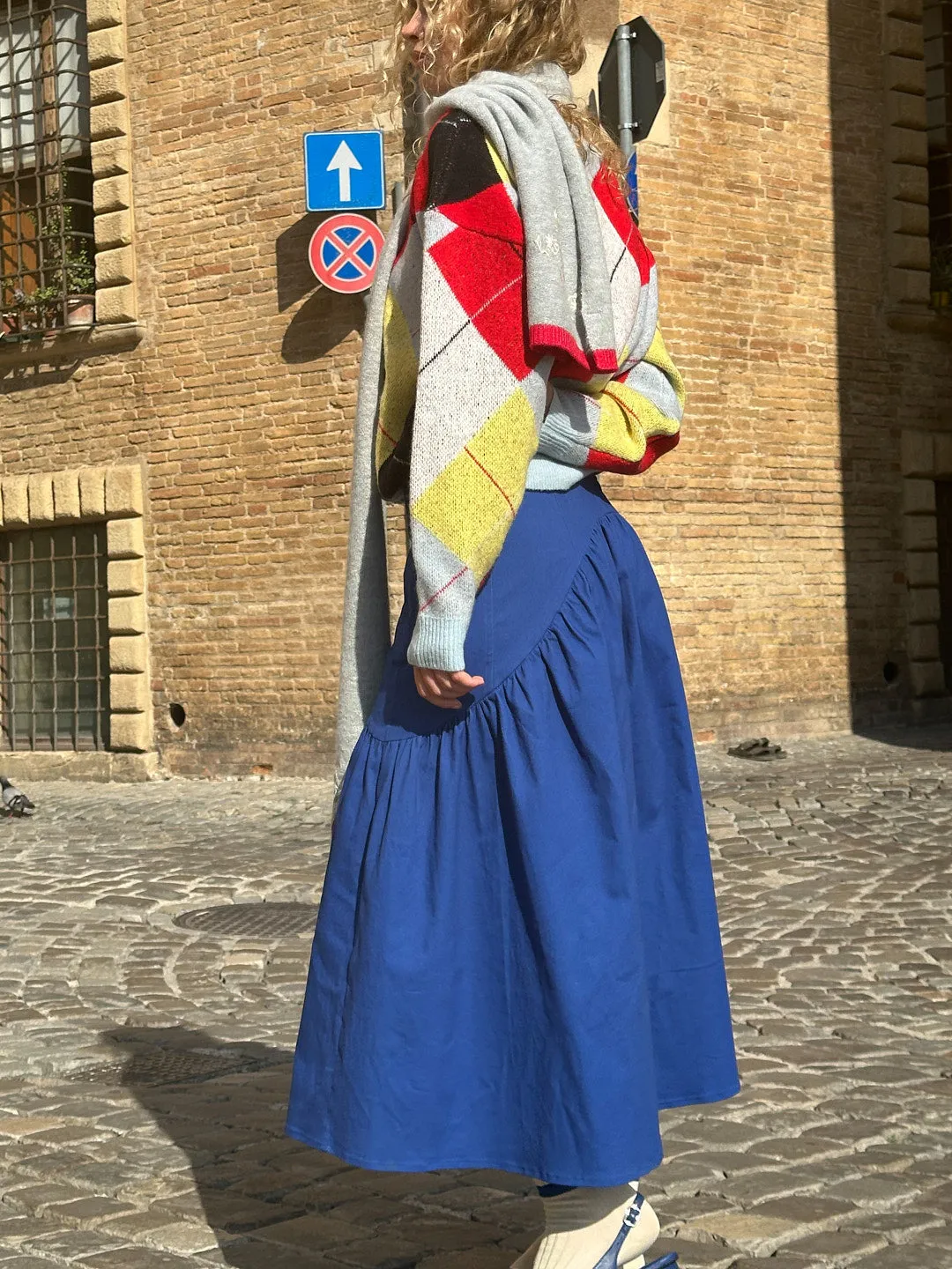 Lauda Cardi - Cirque Argyle