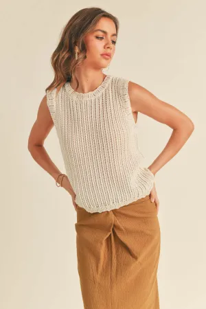 SLEEVELESS KNITTED TOP