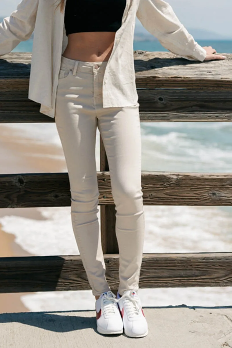 Soft Stretchy High Rise The Everyday Skinny Jeans - New Beige