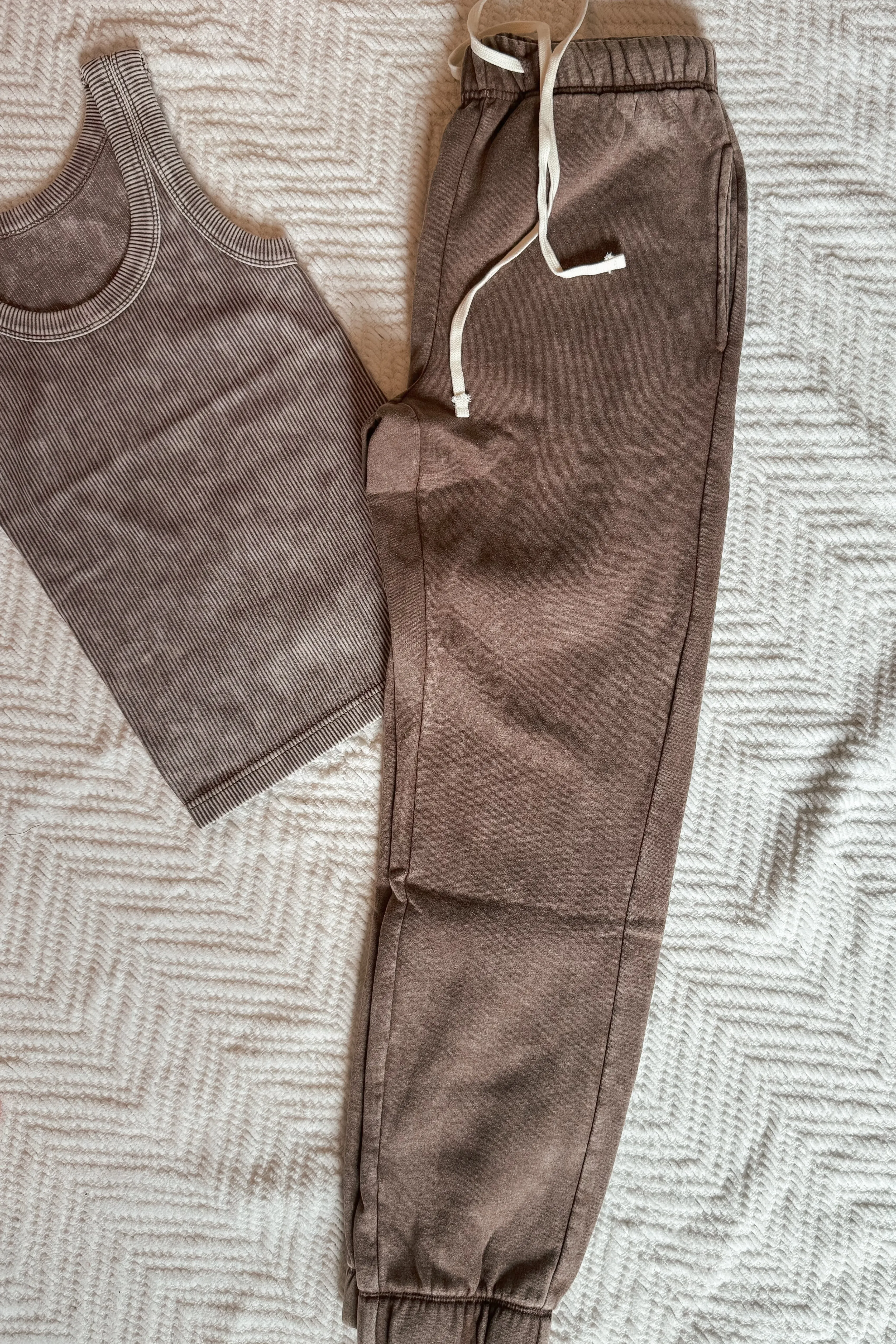 Weekend Hangs Lounge Set in Mocha