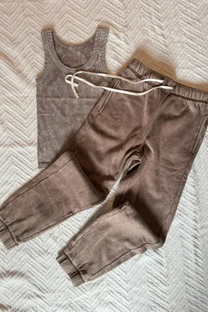 Weekend Hangs Lounge Set in Mocha