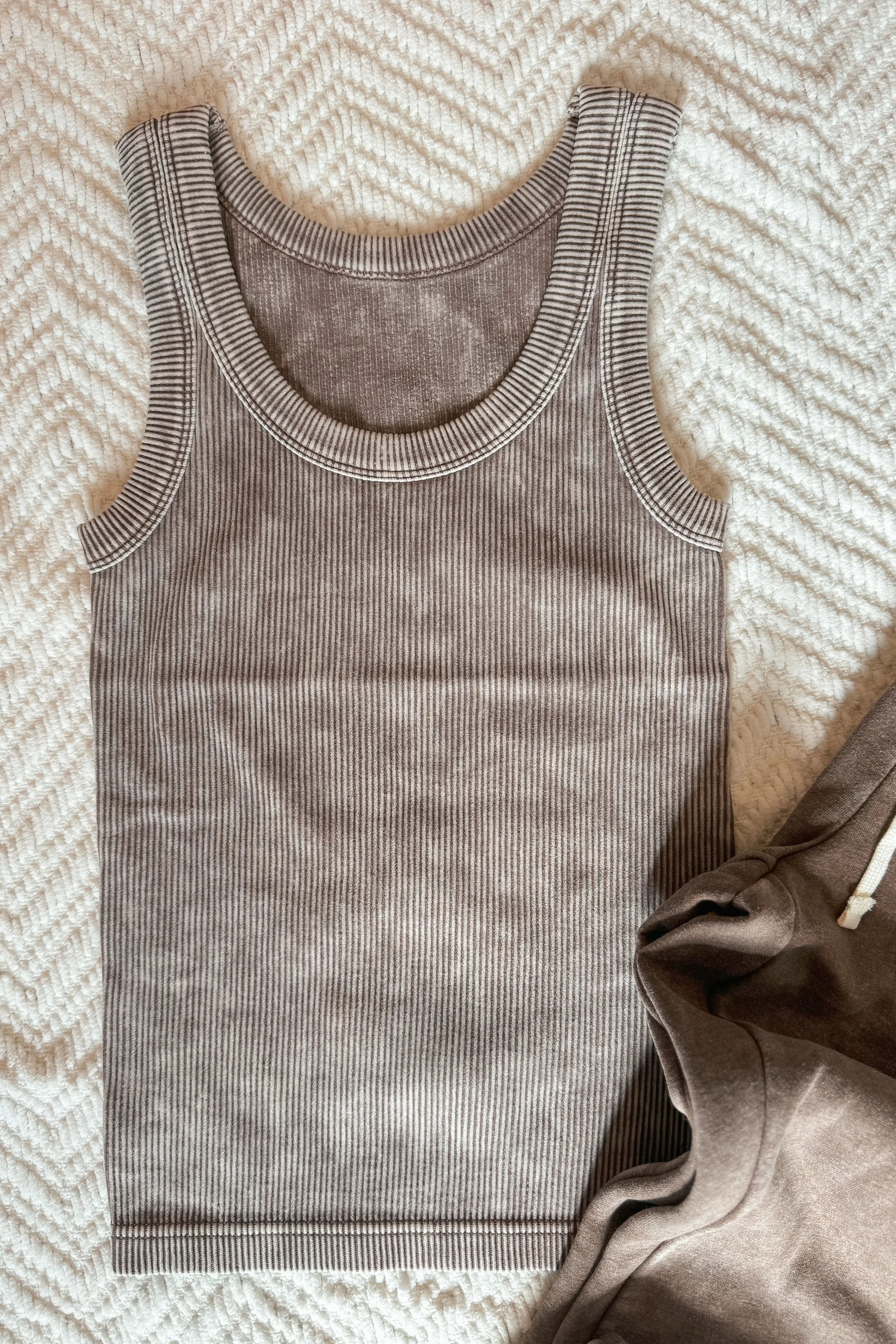 Weekend Hangs Lounge Set in Mocha